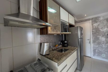 Cozinha de apartamento para alugar com 3 quartos, 63m² em Jardim Celeste, São Paulo