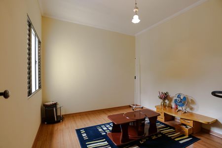Casa para alugar com 300m², 4 quartos e 5 vagas Casa para alugar com 300m², 4 quartos e 5 vagasQuarto 2