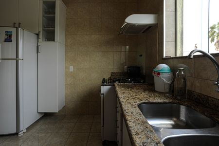 Casa para alugar com 300m², 4 quartos e 5 vagas Casa para alugar com 300m², 4 quartos e 5 vagasCozinha