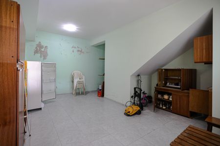 Casa para alugar com 300m², 4 quartos e 5 vagas Casa para alugar com 300m², 4 quartos e 5 vagasQuarto de Serviço