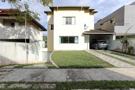 Casa para alugar com 300m², 4 quartos e 5 vagas Casa para alugar com 300m², 4 quartos e 5 vagasFachada