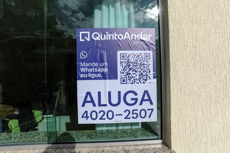 Casa para alugar com 300m², 4 quartos e 5 vagas Casa para alugar com 300m², 4 quartos e 5 vagasPlaca