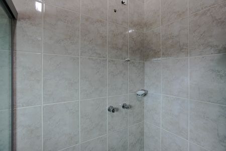 Casa para alugar com 300m², 4 quartos e 5 vagas Casa para alugar com 300m², 4 quartos e 5 vagasBanheiro da Suíte