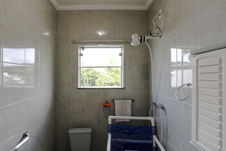 Casa para alugar com 300m², 4 quartos e 5 vagas Casa para alugar com 300m², 4 quartos e 5 vagasBanheiro da Suíte 2