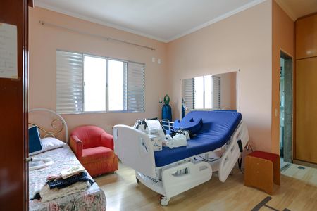 Casa para alugar com 300m², 4 quartos e 5 vagas Casa para alugar com 300m², 4 quartos e 5 vagasSuíte 2