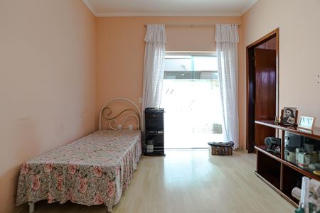 Casa para alugar com 300m², 4 quartos e 5 vagas Casa para alugar com 300m², 4 quartos e 5 vagasQuarto 4
