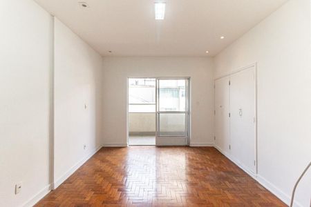 Studio para alugar com 45m², 1 quarto e sem vaga Studio para alugar com 45m², 1 quarto e sem vagaStudio