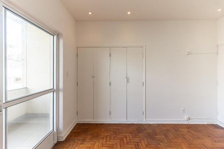 Studio para alugar com 45m², 1 quarto e sem vaga Studio para alugar com 45m², 1 quarto e sem vagaStudio