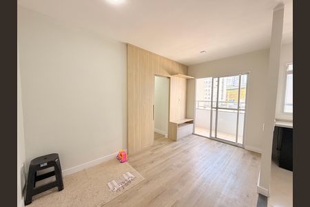 Sala de apartamento para alugar com 3 quartos, 54m² em Vila Rio Branco, Jundiaí