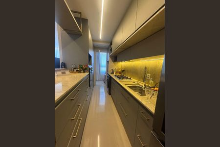 Cozinha de apartamento para alugar com 2 quartos, 89m² em Village Veneza, Goiânia