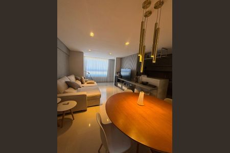 Sala de apartamento para alugar com 2 quartos, 89m² em Village Veneza, Goiânia