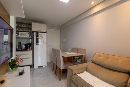 Sala de apartamento para alugar com 1 quarto, 50m² em Santa Quiteria, Curitiba