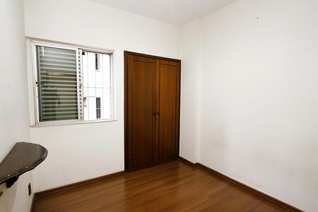 Apartamento à venda com 235m², 4 quartos e 2 vagasQuarto 1