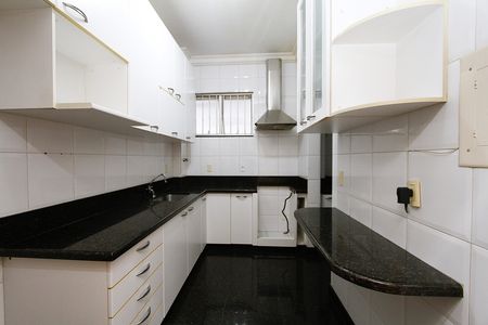 Apartamento à venda com 235m², 4 quartos e 2 vagasCozinha