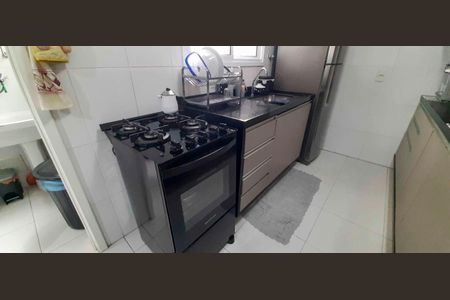 Apartamento à venda com 110m², 3 quartos e 2 vagas Apartamento à venda com 110m², 3 quartos e 2 vagasCozinha