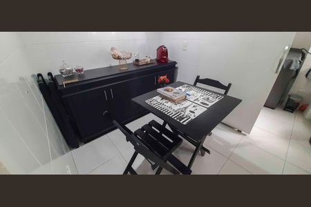 Apartamento à venda com 110m², 3 quartos e 2 vagas Apartamento à venda com 110m², 3 quartos e 2 vagasCozinha