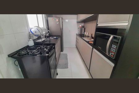 Apartamento à venda com 110m², 3 quartos e 2 vagas Apartamento à venda com 110m², 3 quartos e 2 vagasCozinha