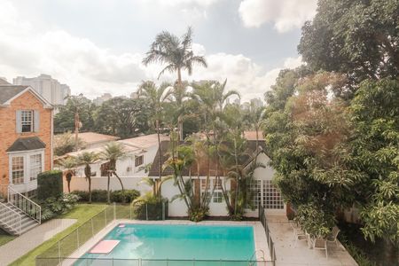 Casa de condomínio para alugar com 220m², 4 quartos e 2 vagas Casa de condomínio para alugar com 220m², 4 quartos e 2 vagasVista do Quarto 2