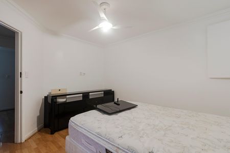 Casa de condomínio para alugar com 220m², 4 quartos e 2 vagas Casa de condomínio para alugar com 220m², 4 quartos e 2 vagasSuíte 2