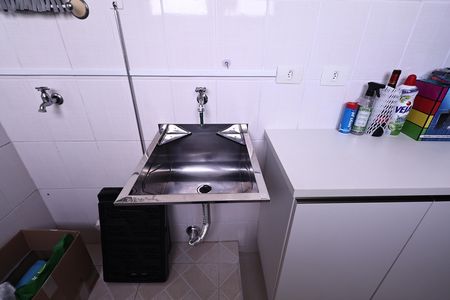 Apartamento à venda com 106m², 3 quartos e 2 vagas Apartamento à venda com 106m², 3 quartos e 2 vagasLavanderia