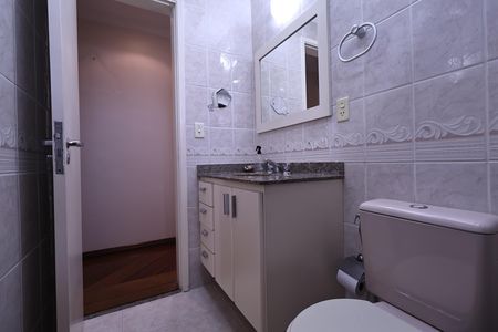 Apartamento à venda com 106m², 3 quartos e 2 vagas Apartamento à venda com 106m², 3 quartos e 2 vagasBanheiro
