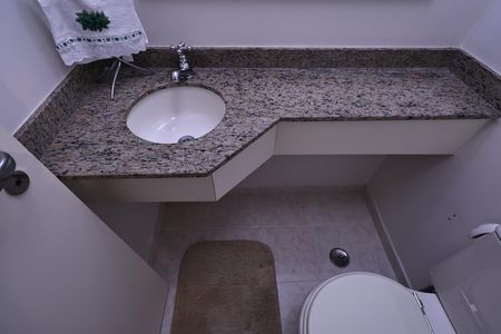 Apartamento à venda com 106m², 3 quartos e 2 vagas Apartamento à venda com 106m², 3 quartos e 2 vagasLavabo