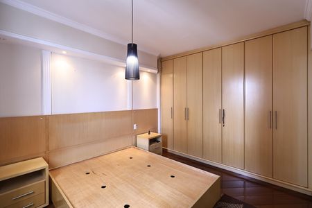 Apartamento à venda com 106m², 3 quartos e 2 vagas Apartamento à venda com 106m², 3 quartos e 2 vagasSuite
