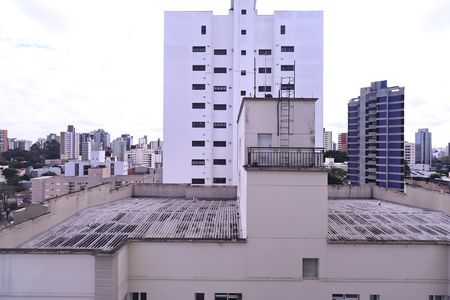 Apartamento à venda com 106m², 3 quartos e 2 vagas Apartamento à venda com 106m², 3 quartos e 2 vagasVista da sacada