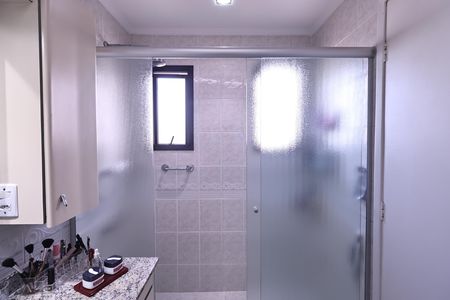 Apartamento à venda com 106m², 3 quartos e 2 vagas Apartamento à venda com 106m², 3 quartos e 2 vagasBanheiro da Suíte