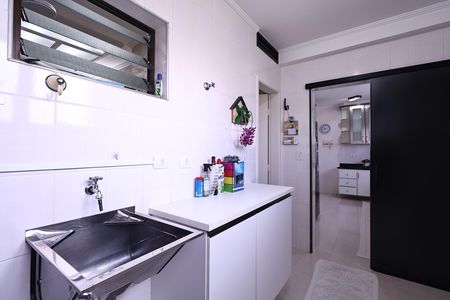 Apartamento à venda com 106m², 3 quartos e 2 vagas Apartamento à venda com 106m², 3 quartos e 2 vagasLavanderia