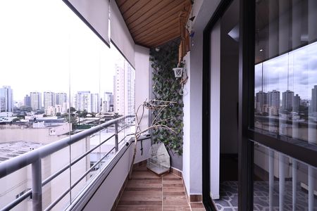 Apartamento à venda com 106m², 3 quartos e 2 vagas Apartamento à venda com 106m², 3 quartos e 2 vagasSacada