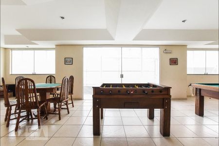 Apartamento para alugar com 72m², 3 quartos e 1 vaga Apartamento para alugar com 72m², 3 quartos e 1 vagaÁrea comum - Salão de jogos