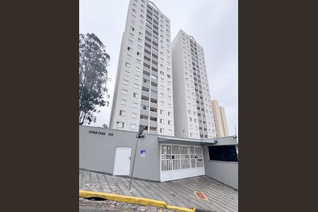 Apartamento para alugar com 72m², 3 quartos e 1 vaga Apartamento para alugar com 72m², 3 quartos e 1 vagaFachada