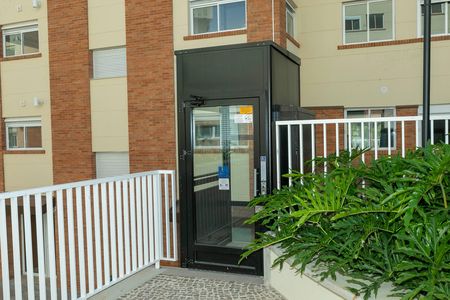 Apartamento à venda com 300m², 3 quartos e 3 vagas Apartamento à venda com 300m², 3 quartos e 3 vagasÁrea comum