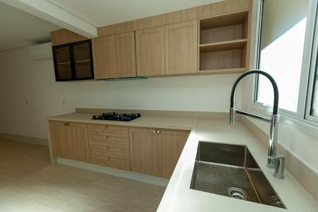 Apartamento à venda com 300m², 3 quartos e 3 vagas Apartamento à venda com 300m², 3 quartos e 3 vagasCozinha