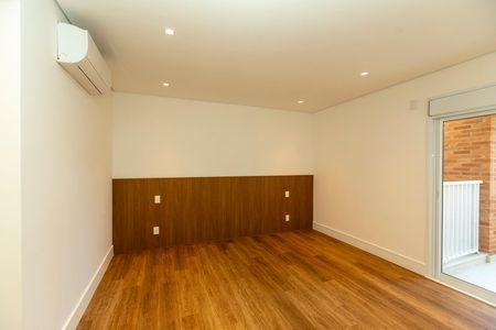 Apartamento à venda com 300m², 3 quartos e 3 vagas Apartamento à venda com 300m², 3 quartos e 3 vagasSuíte 3