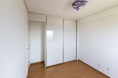 Apartamento para alugar com 153m², 4 quartos e 3 vagas Apartamento para alugar com 153m², 4 quartos e 3 vagasQuarto 2