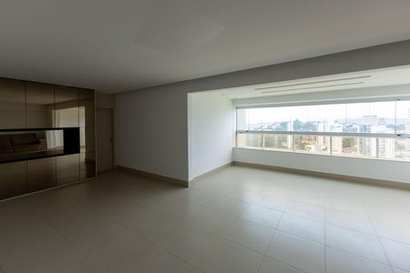 Sala 1 de apartamento para alugar com 4 quartos, 153m² em Vila da Serra, Nova Lima