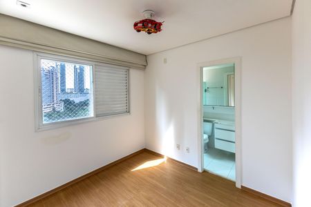 Apartamento para alugar com 153m², 4 quartos e 3 vagas Apartamento para alugar com 153m², 4 quartos e 3 vagasSuíte 2