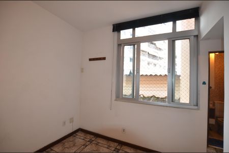 Sala de apartamento para alugar com 1 quarto, 32m² em Vila Valqueire, Rio de Janeiro