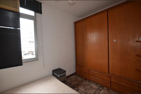 Quarto de apartamento para alugar com 1 quarto, 32m² em Vila Valqueire, Rio de Janeiro
