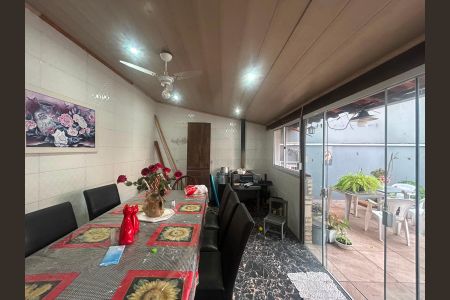 Espaço Gourmet de casa à venda com 3 quartos, 200m² em Marechal Rondon, Canoas