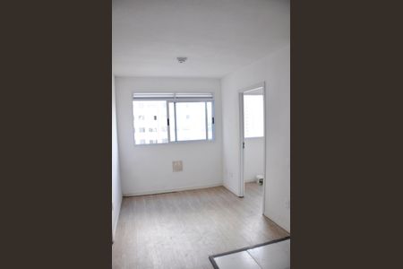 Apartamento para alugar com 34m², 2 quartos e sem vaga Apartamento para alugar com 34m², 2 quartos e sem vagaSala