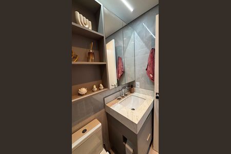 Apartamento à venda com 75m², 3 quartos e 2 vagas Apartamento à venda com 75m², 3 quartos e 2 vagasBanheiro da Suíte