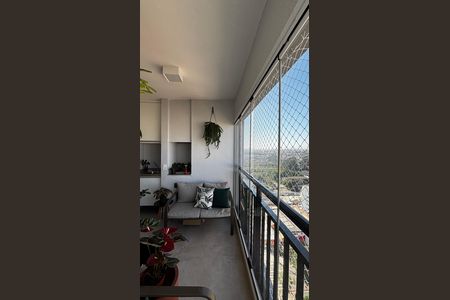 Apartamento à venda com 75m², 3 quartos e 2 vagas Apartamento à venda com 75m², 3 quartos e 2 vagasSala - Sala de Jantar Varanda