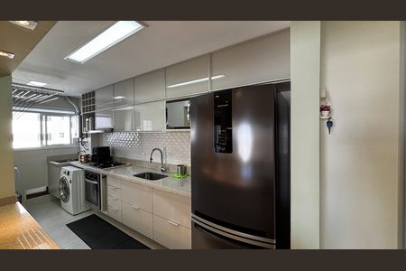 Apartamento à venda com 75m², 3 quartos e 2 vagas Apartamento à venda com 75m², 3 quartos e 2 vagasCozinha