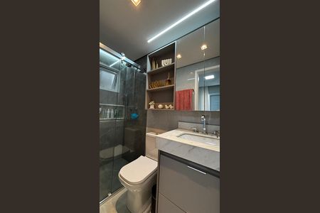 Apartamento à venda com 75m², 3 quartos e 2 vagas Apartamento à venda com 75m², 3 quartos e 2 vagasBanheiro da Suíte