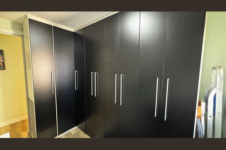 Apartamento à venda com 75m², 3 quartos e 2 vagas Apartamento à venda com 75m², 3 quartos e 2 vagasQuarto 2