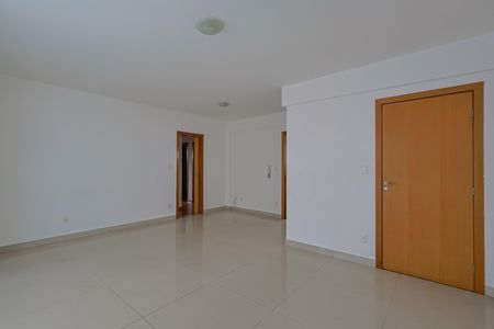 Apartamento à venda com 144m², 3 quartos e 3 vagas