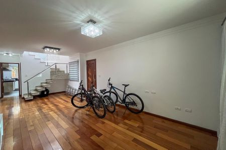 Casa para alugar com 250m², 4 quartos e 4 vagasSala